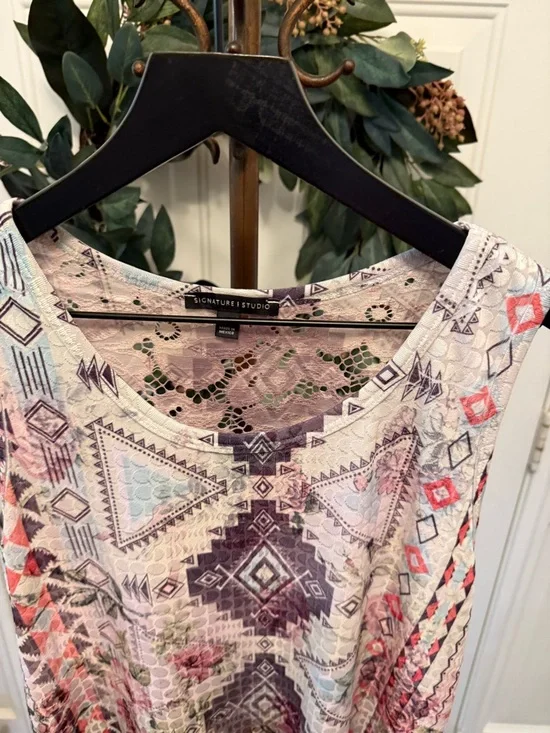 NWOT Signature Studio Pretty Floral Print Tank Top w Lace XL - Picture 5 of 12